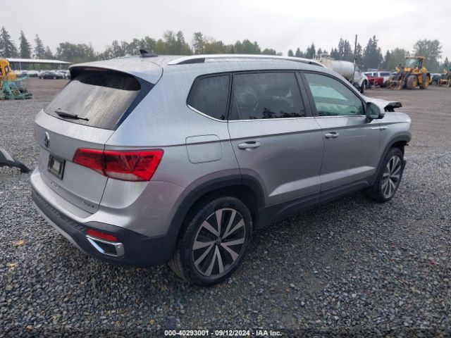 Photo 3 VIN: 3VVWX7B27NM045374 - VOLKSWAGEN TAOS 