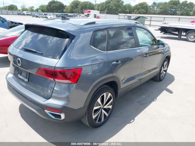 Photo 3 VIN: 3VVWX7B29NM043321 - VOLKSWAGEN TAOS 