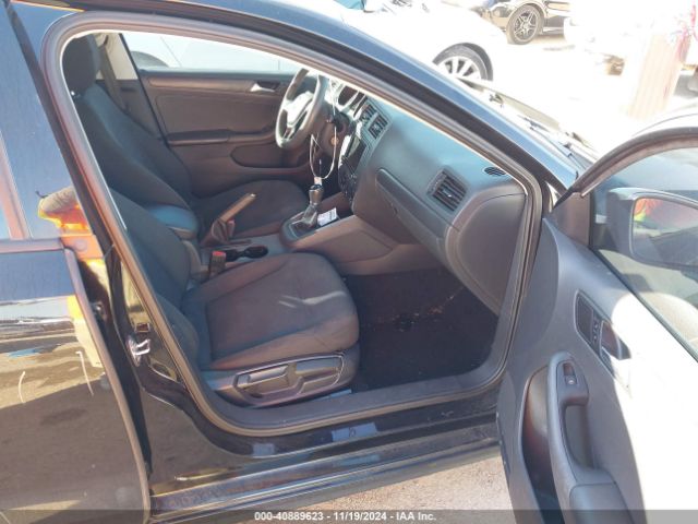 Photo 4 VIN: 3VW167AJ0GM411826 - VOLKSWAGEN JETTA 