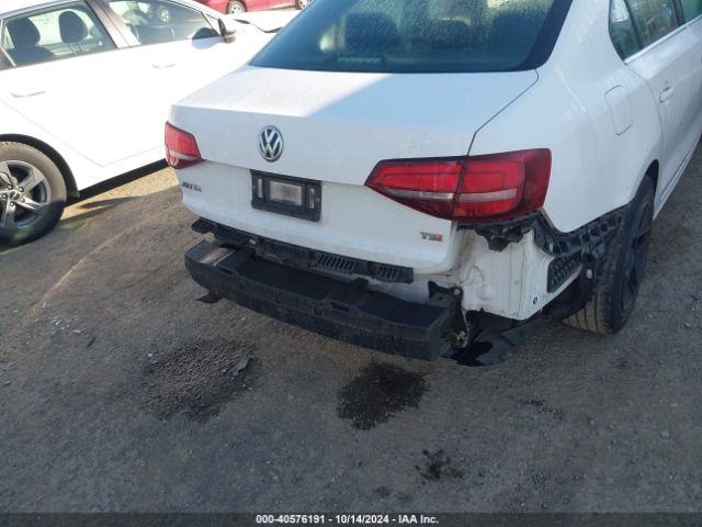 Photo 5 VIN: 3VW167AJ5HM224003 - VOLKSWAGEN JETTA 