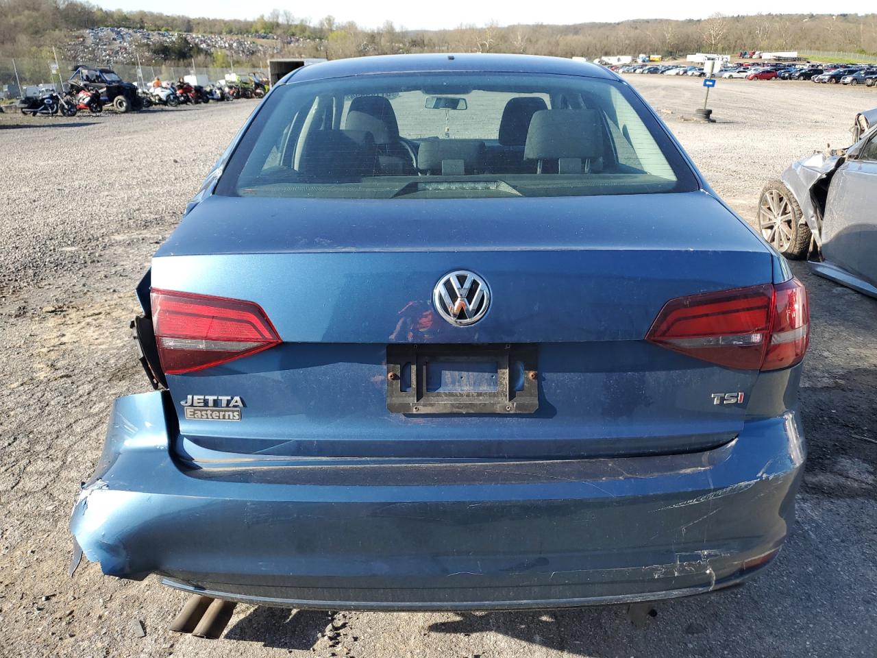 Photo 5 VIN: 3VW167AJ5JM242555 - VOLKSWAGEN JETTA 