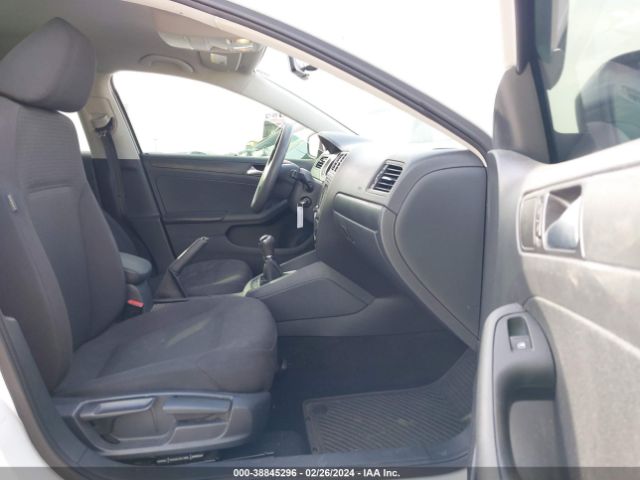 Photo 4 VIN: 3VW167AJ6GM284161 - VOLKSWAGEN JETTA 