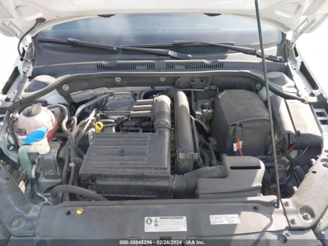 Photo 9 VIN: 3VW167AJ6GM284161 - VOLKSWAGEN JETTA 