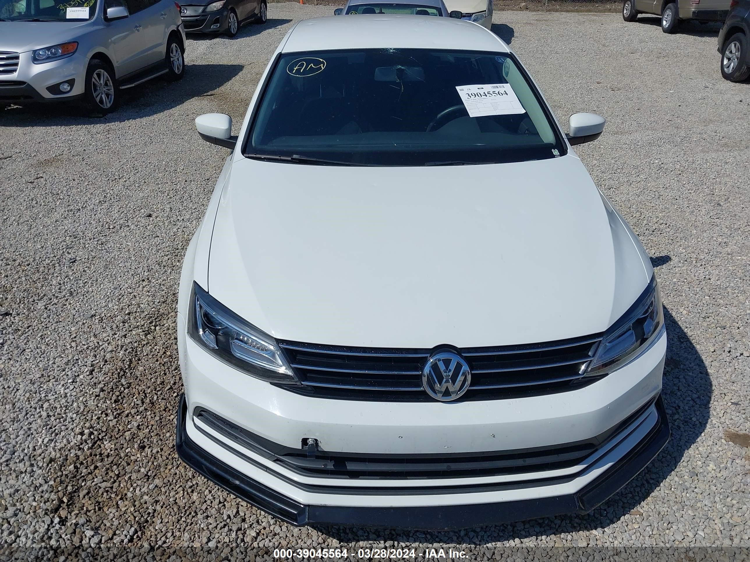 Photo 11 VIN: 3VW167AJ8HM389169 - VOLKSWAGEN JETTA 