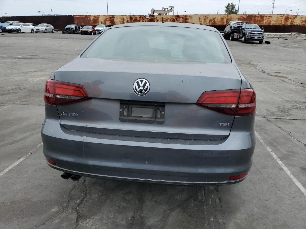 Photo 5 VIN: 3VW167AJXGM276161 - VOLKSWAGEN JETTA 