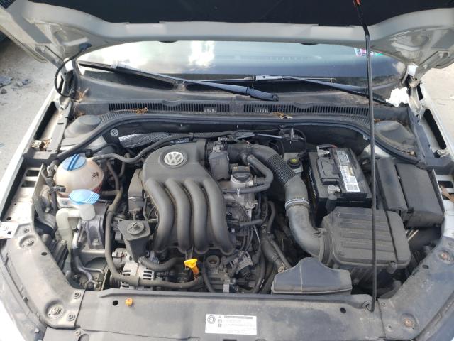 Photo 6 VIN: 3VW1K7AJ1BM358395 - VOLKSWAGEN JETTA 