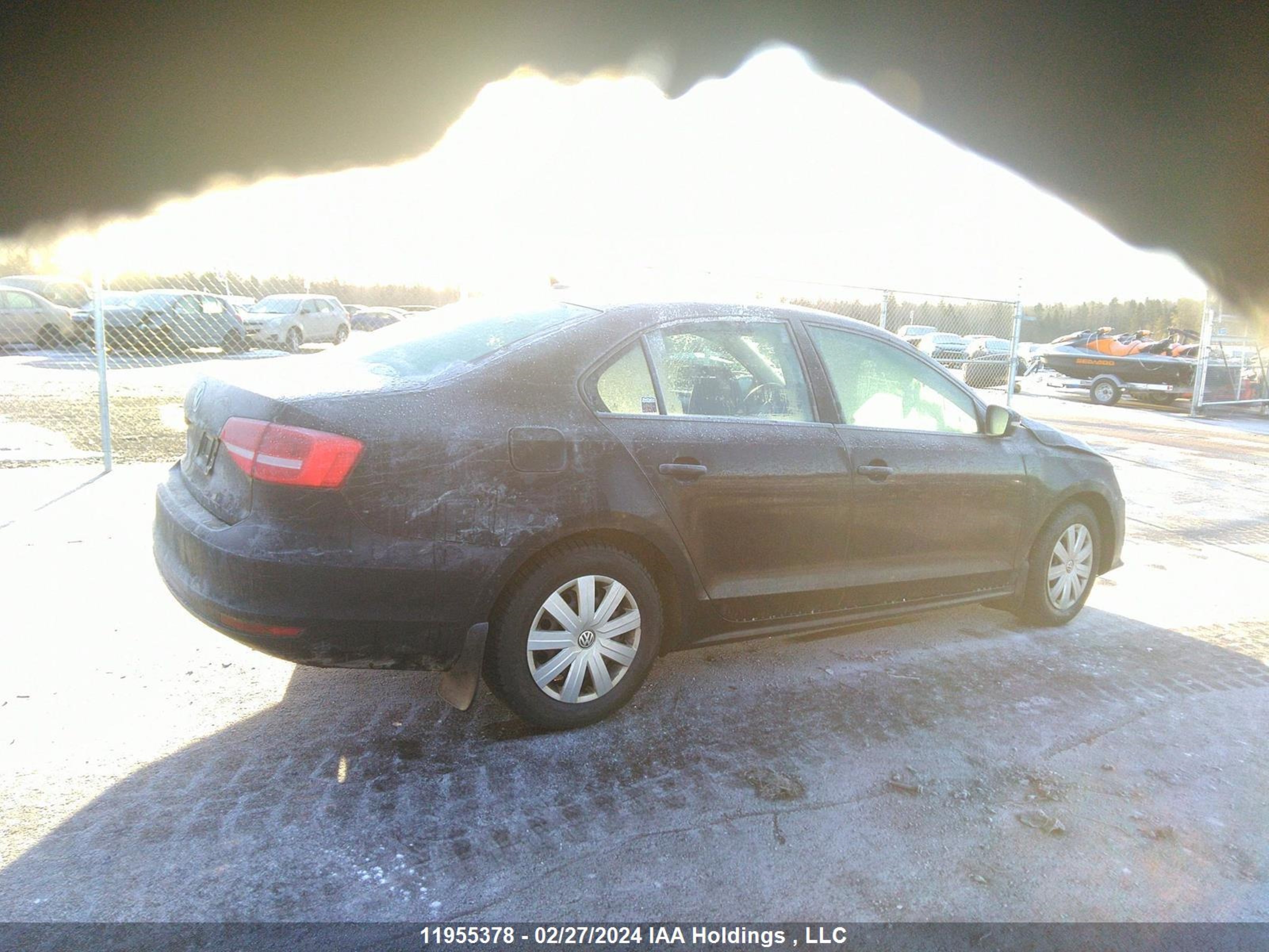 Photo 3 VIN: 3VW1K7AJ2FM202503 - VOLKSWAGEN JETTA 