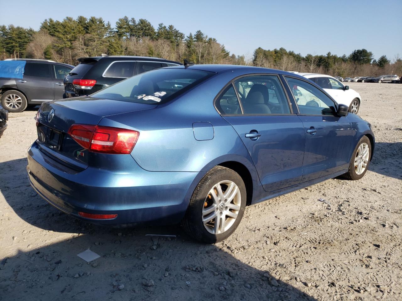 Photo 2 VIN: 3VW1K7AJ3FM353138 - VOLKSWAGEN JETTA 