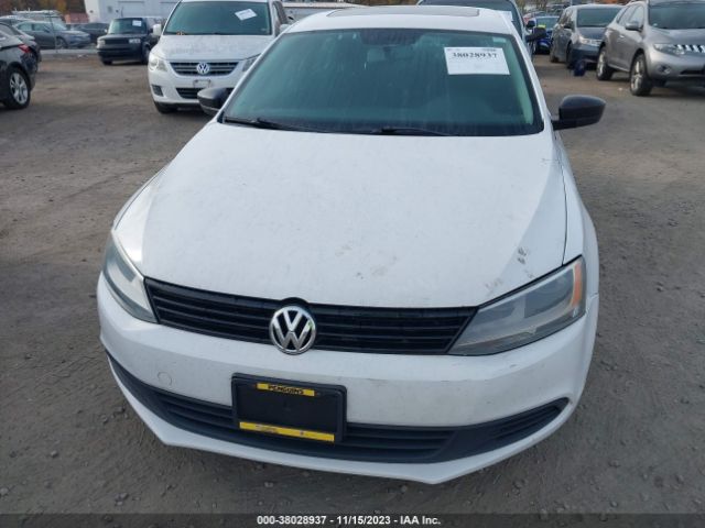 Photo 5 VIN: 3VW1K7AJ4CM333301 - VOLKSWAGEN JETTA 