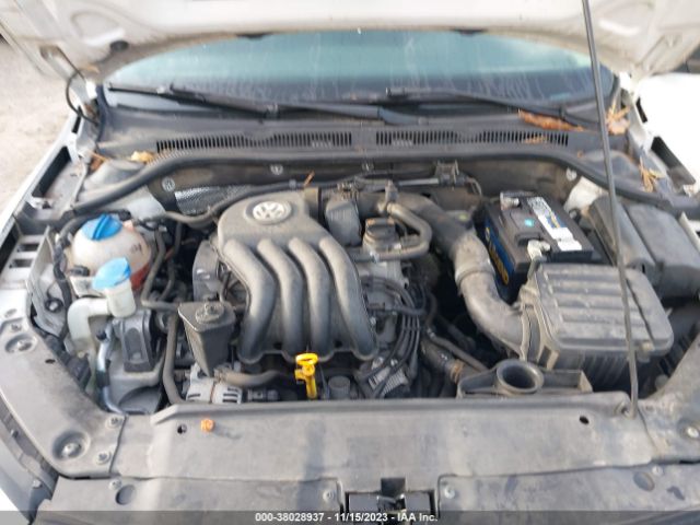 Photo 9 VIN: 3VW1K7AJ4CM333301 - VOLKSWAGEN JETTA 