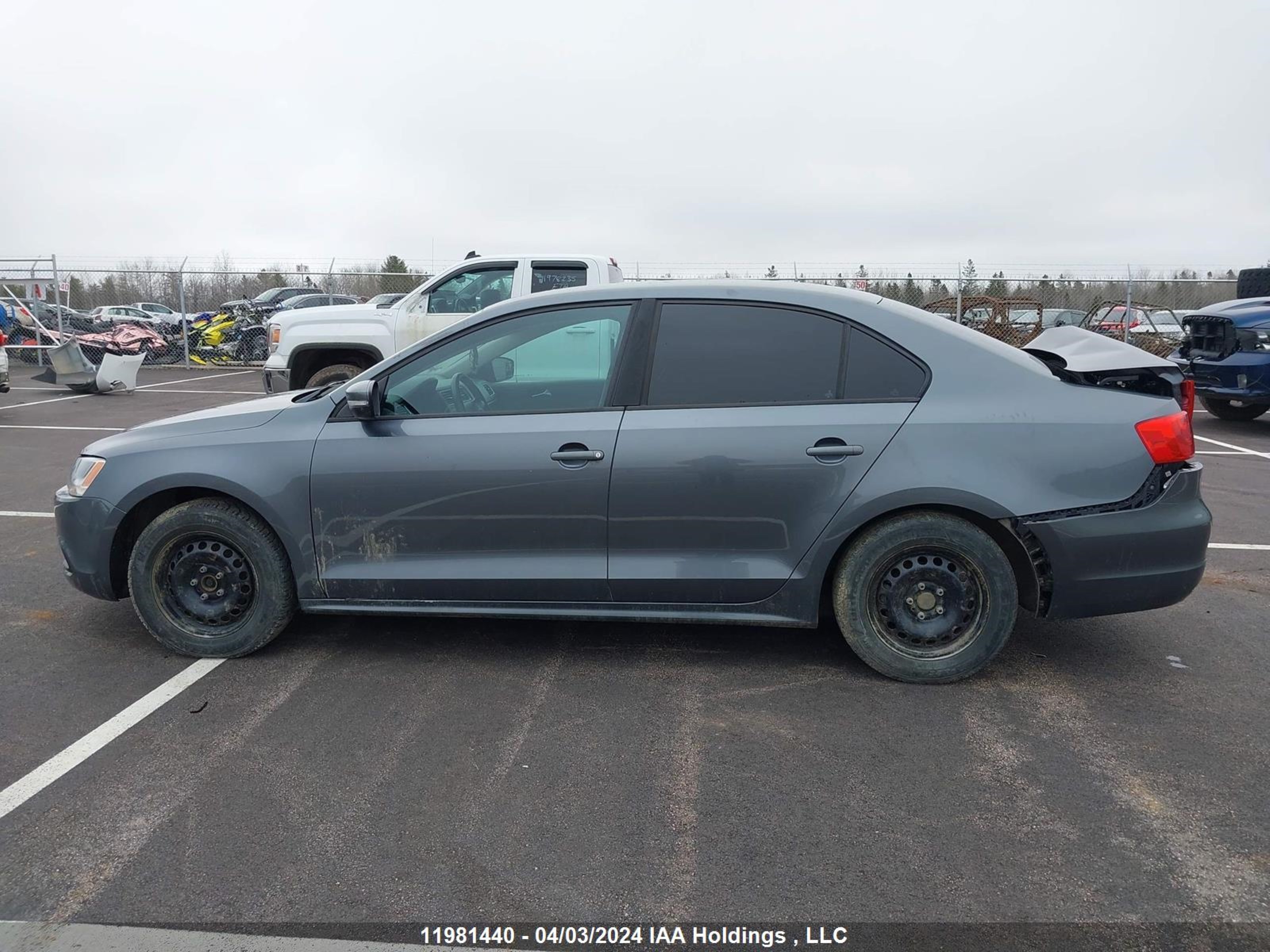 Photo 13 VIN: 3VW1K7AJXEM351630 - VOLKSWAGEN JETTA 