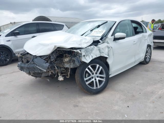 Photo 1 VIN: 3VW1W1AJ0FM236084 - VOLKSWAGEN JETTA 