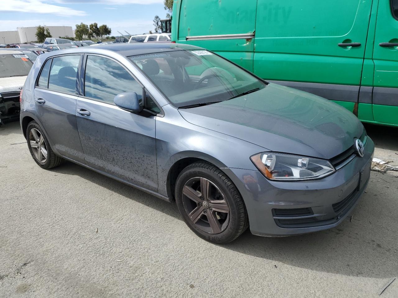 Photo 3 VIN: 3VW217AU0HM005835 - VOLKSWAGEN GOLF 