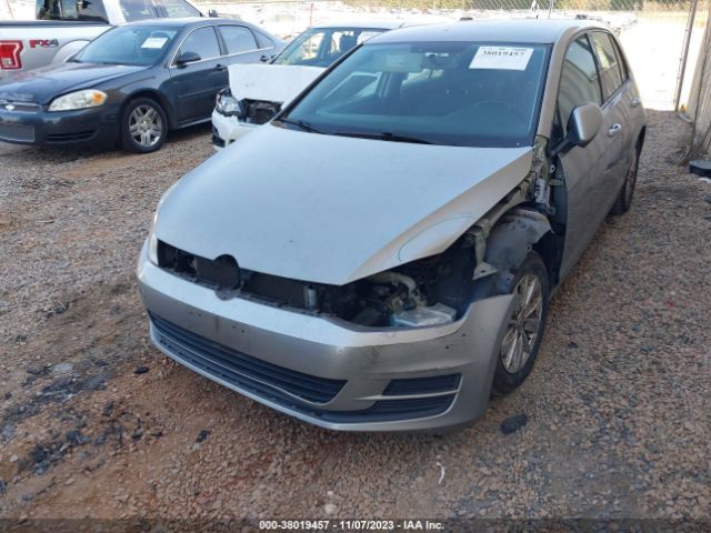 Photo 5 VIN: 3VW217AU1HM055837 - VOLKSWAGEN GOLF 