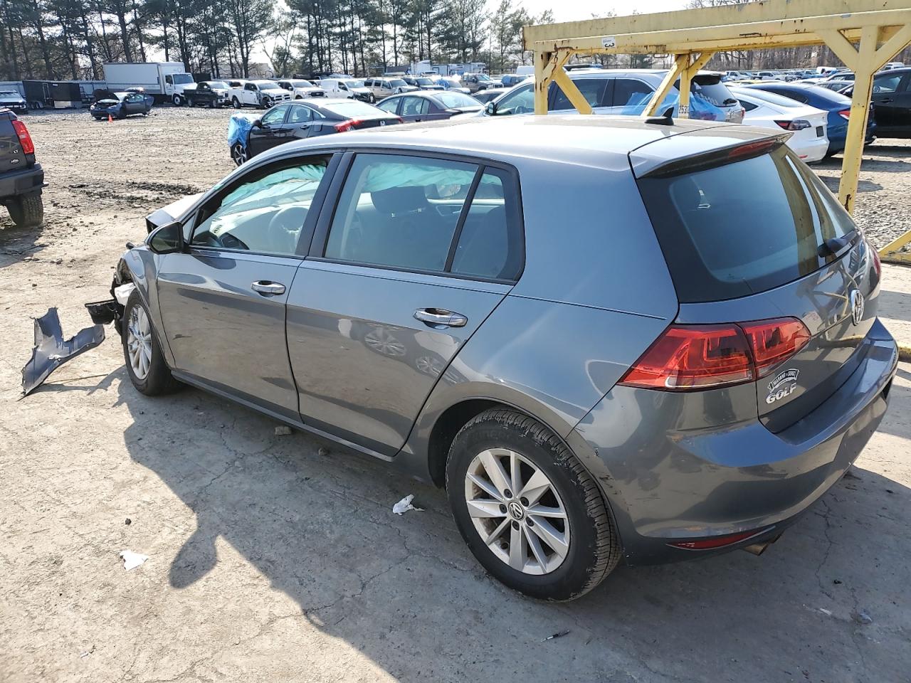 Photo 1 VIN: 3VW217AU2GM043484 - VOLKSWAGEN GOLF 