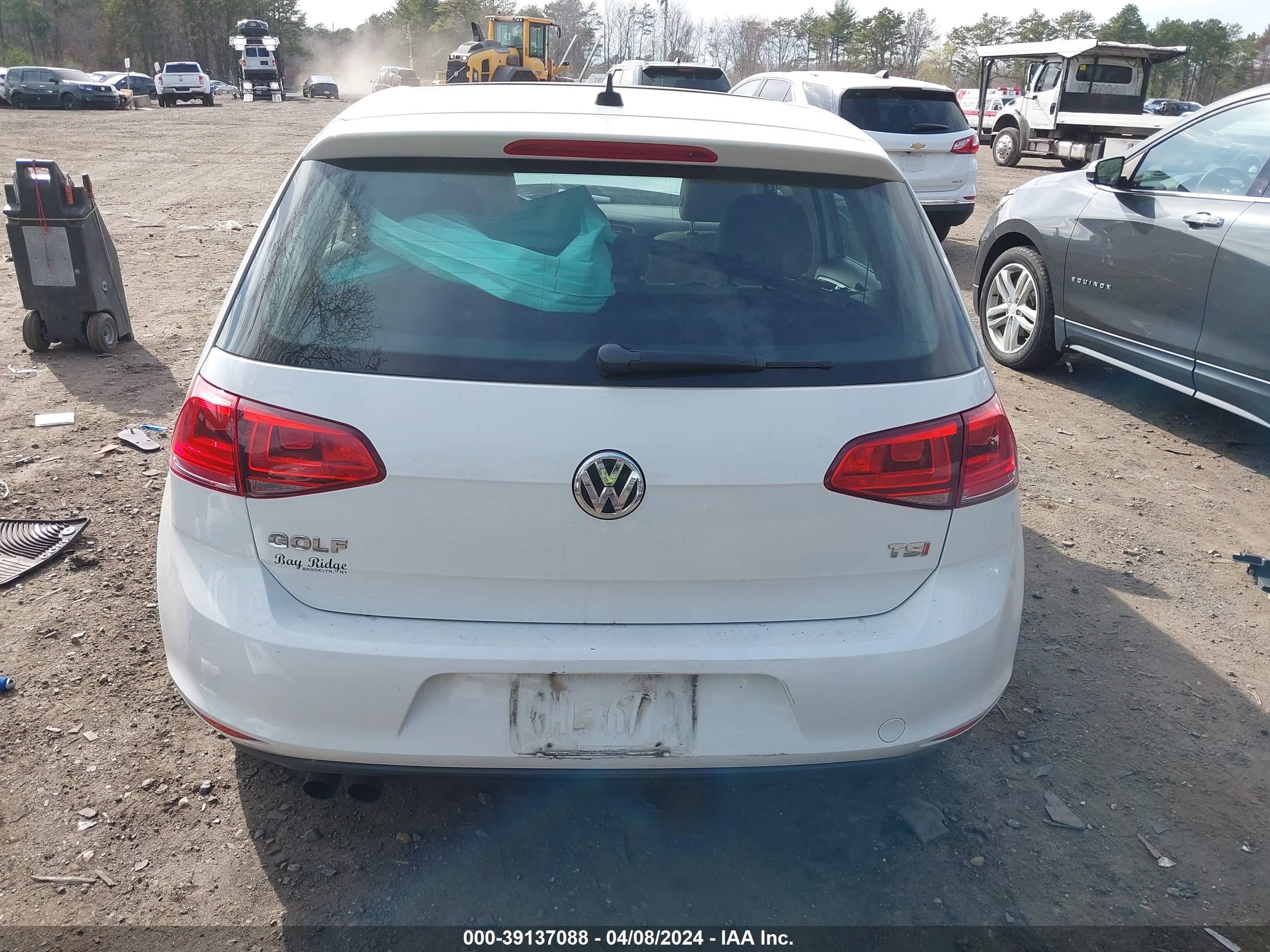 Photo 15 VIN: 3VW217AU3GM046054 - VOLKSWAGEN GOLF 