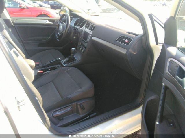 Photo 4 VIN: 3VW217AU4HM053824 - VOLKSWAGEN GOLF 