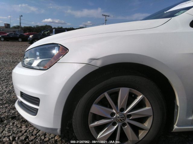 Photo 5 VIN: 3VW217AU4HM053824 - VOLKSWAGEN GOLF 