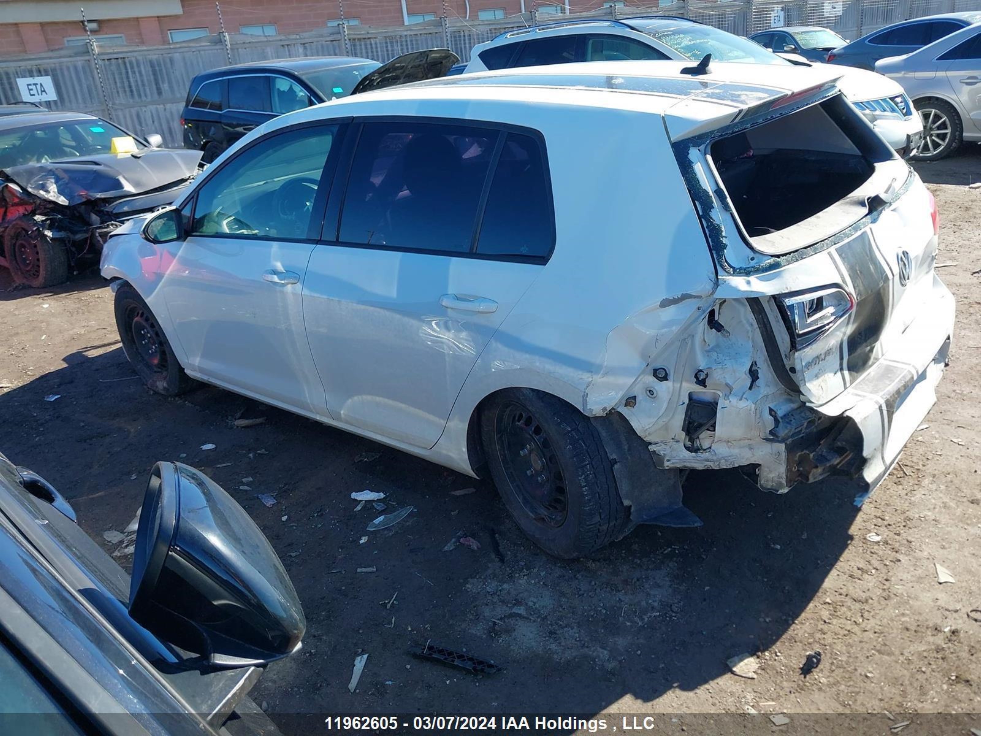 Photo 12 VIN: 3VW217AU5FM048659 - VOLKSWAGEN GOLF 