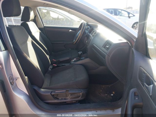 Photo 4 VIN: 3VW267AJ0GM324545 - VOLKSWAGEN JETTA 