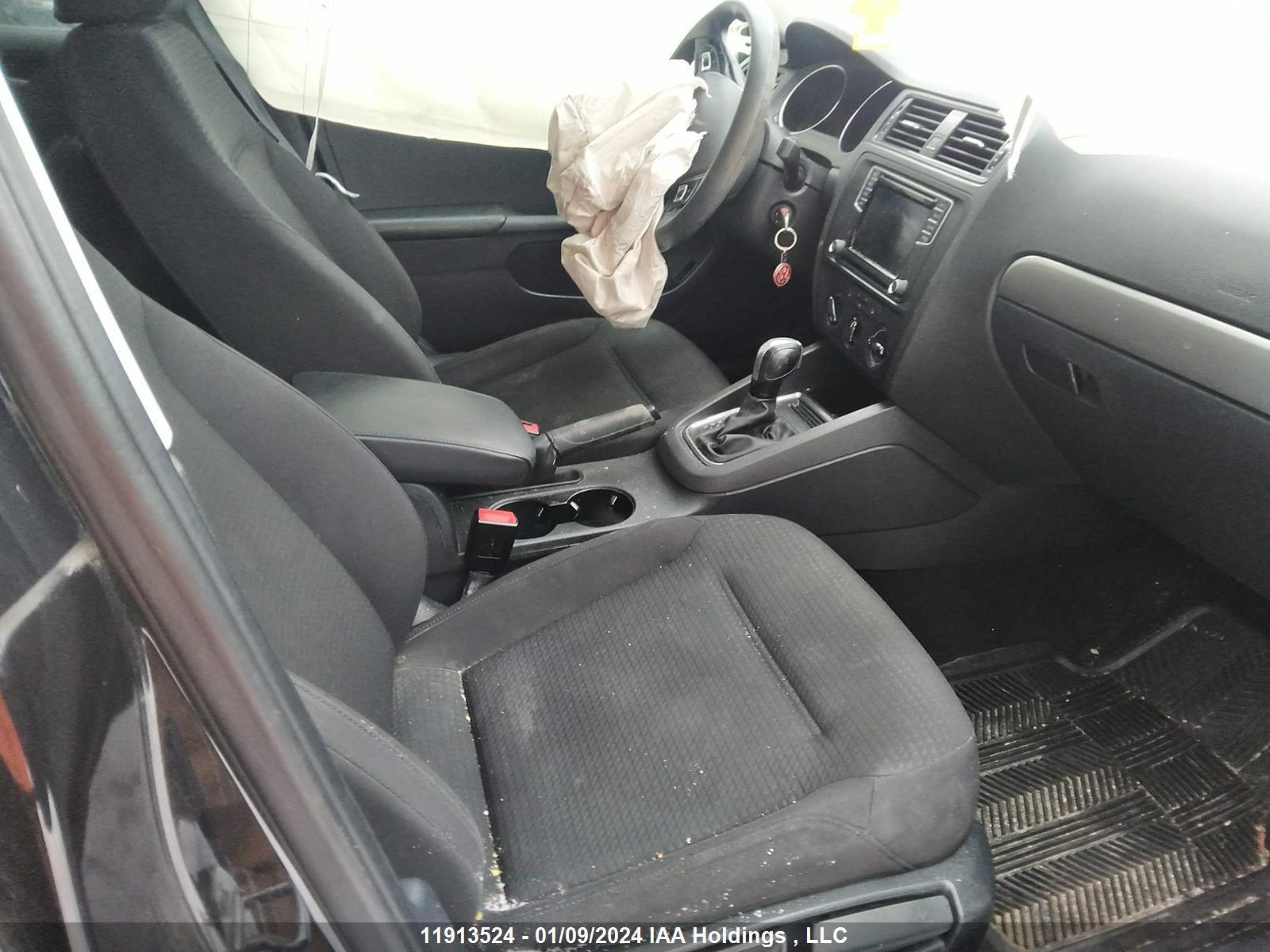 Photo 4 VIN: 3VW267AJ1GM256367 - VOLKSWAGEN JETTA 