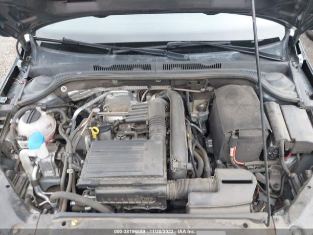 Photo 9 VIN: 3VW267AJ3GM227811 - VOLKSWAGEN JETTA 