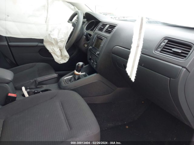 Photo 4 VIN: 3VW267AJ6GM284701 - VOLKSWAGEN JETTA 