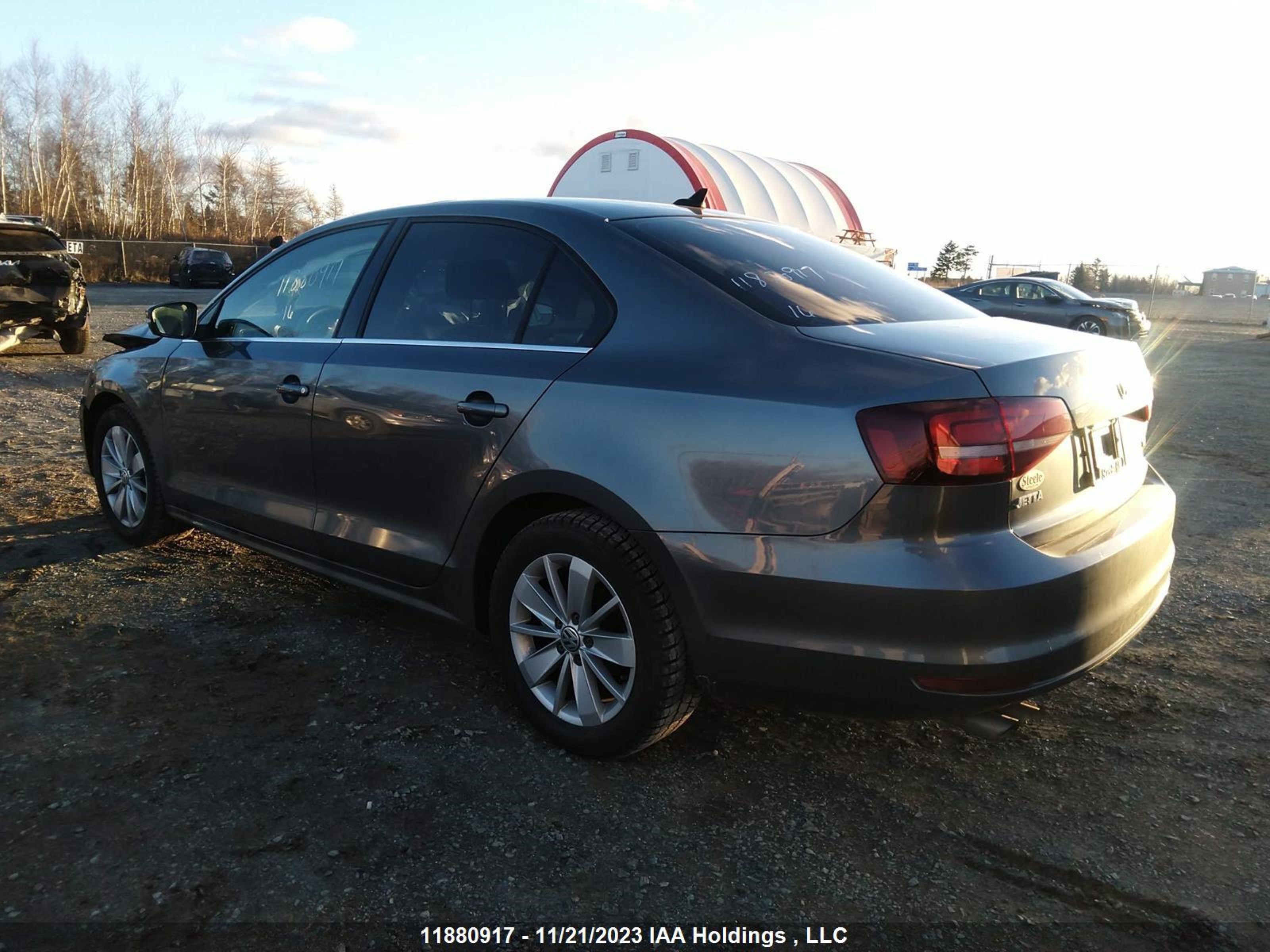 Photo 2 VIN: 3VW267AJ9GM295966 - VOLKSWAGEN JETTA 