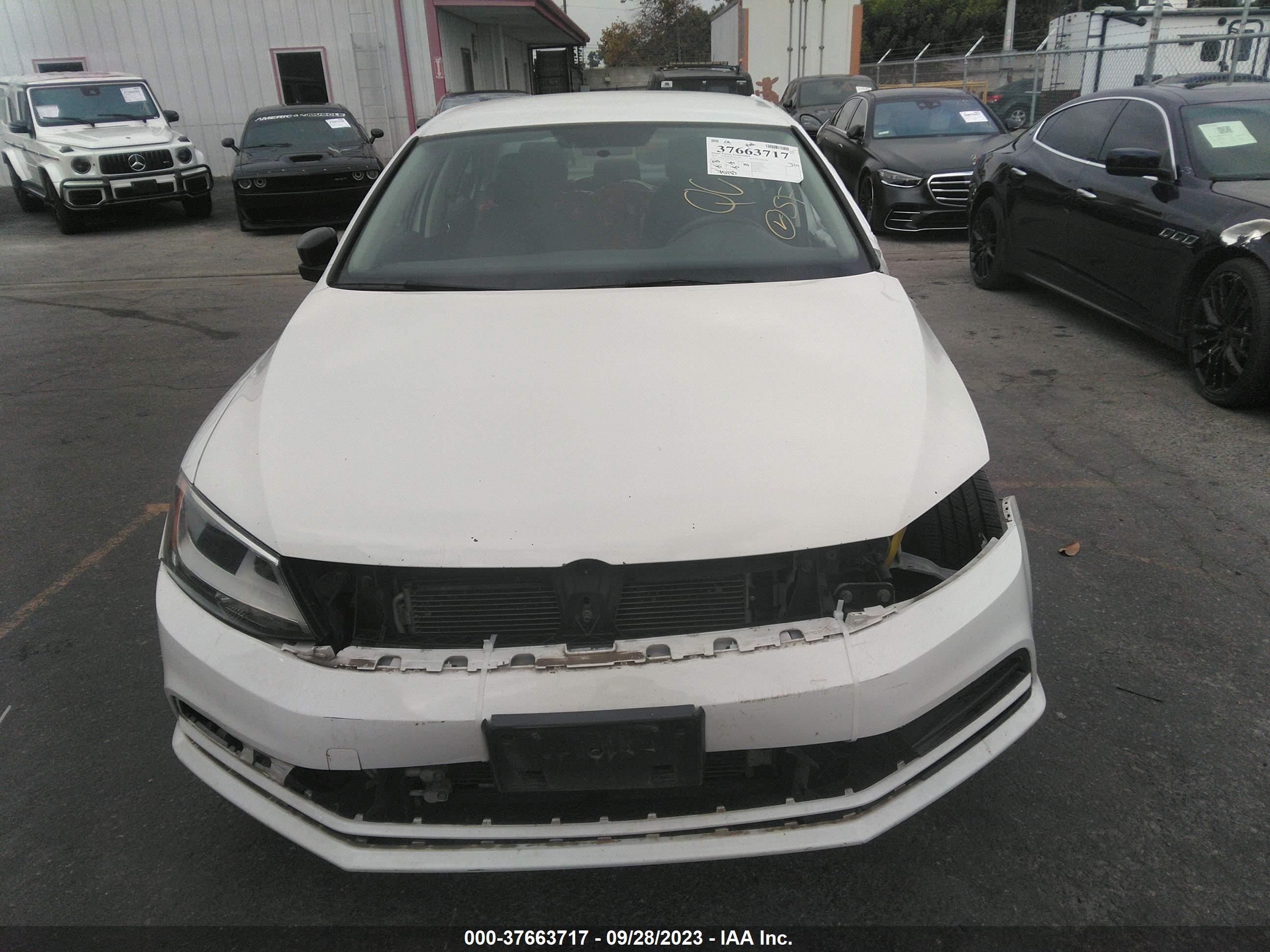 Photo 12 VIN: 3VW267AJXGM376572 - VOLKSWAGEN JETTA 