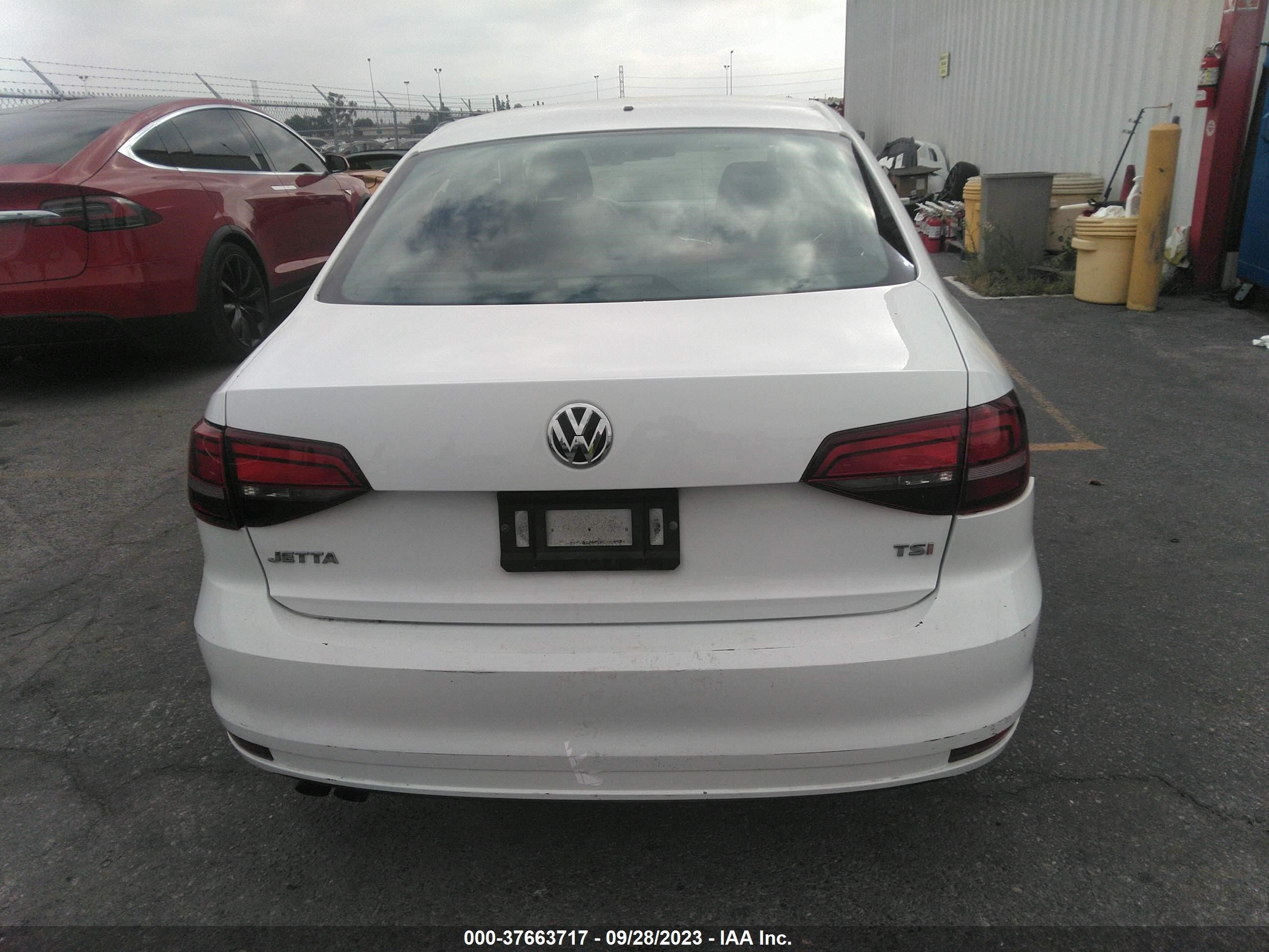 Photo 16 VIN: 3VW267AJXGM376572 - VOLKSWAGEN JETTA 