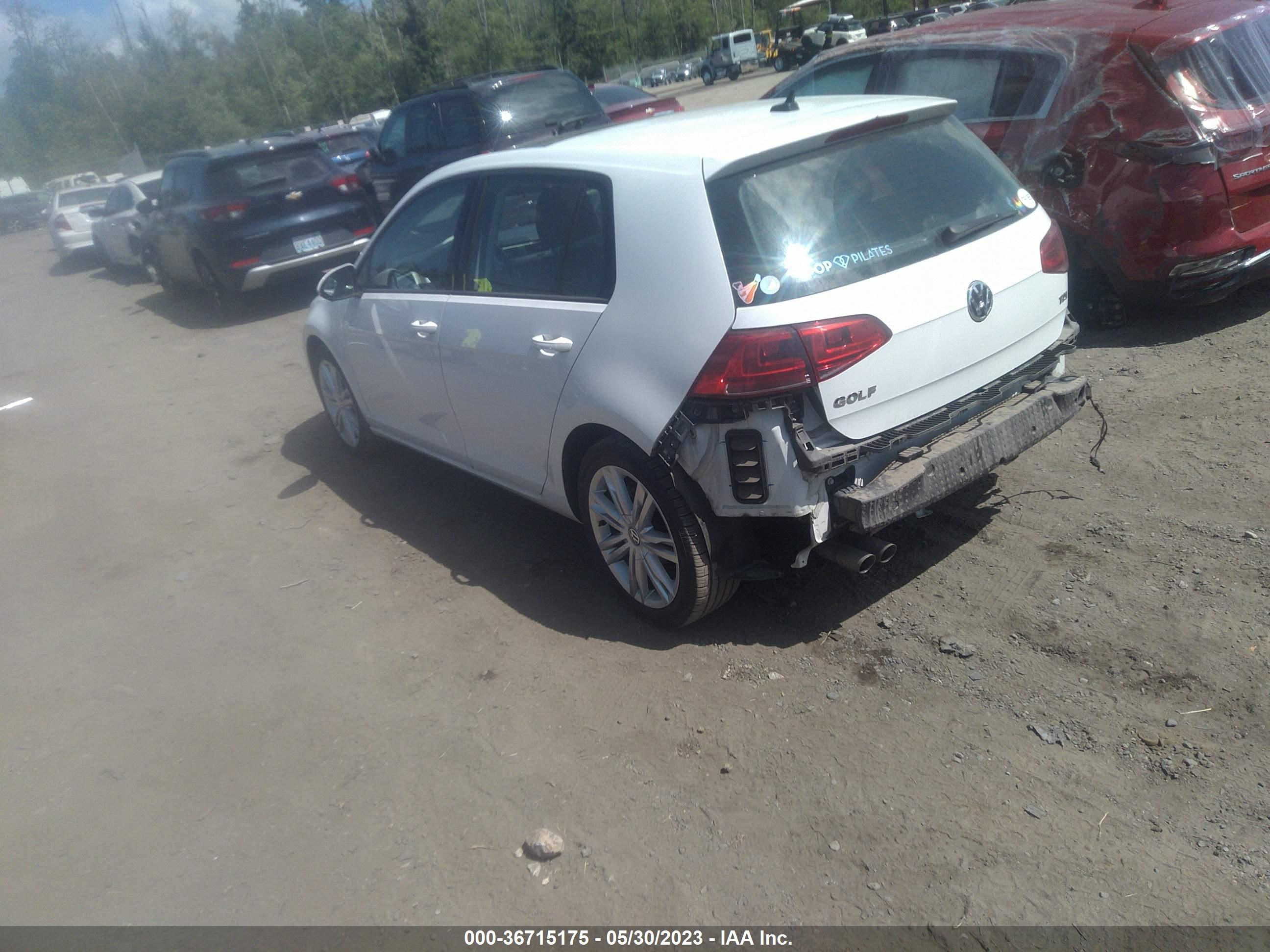 Photo 2 VIN: 3VW2A7AU3FM032248 - VOLKSWAGEN GOLF 