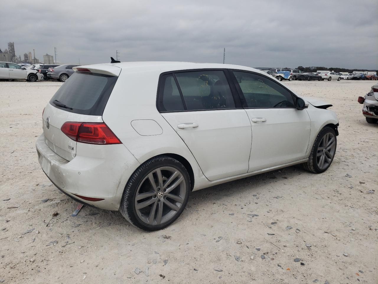 Photo 2 VIN: 3VW2A7AU5FM100839 - VOLKSWAGEN GOLF 