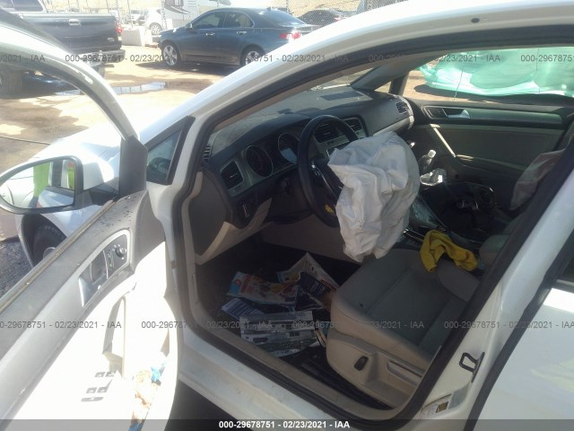 Photo 4 VIN: 3VW2A7AU6FM076227 - VOLKSWAGEN GOLF 