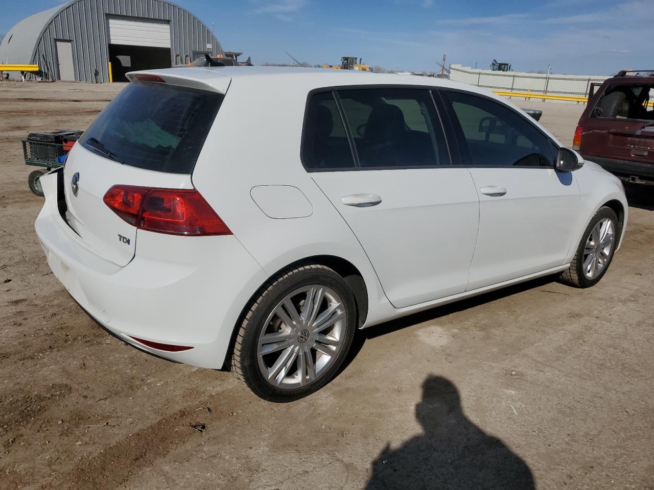 Photo 2 VIN: 3VW2A7AU8FM070798 - VOLKSWAGEN GOLF 