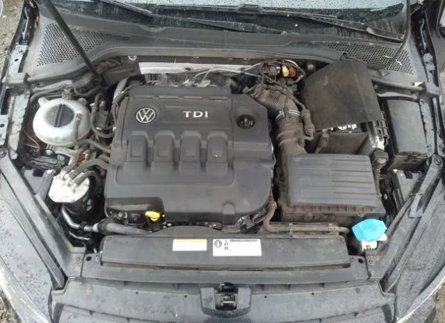 Photo 9 VIN: 3VW2A7AUXFM052013 - VOLKSWAGEN GOLF 