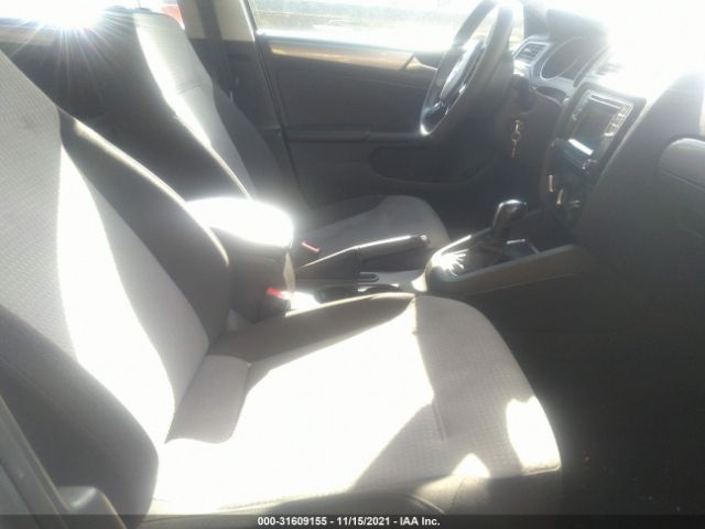 Photo 4 VIN: 3VW2B7AJ1JM252404 - VOLKSWAGEN JETTA 