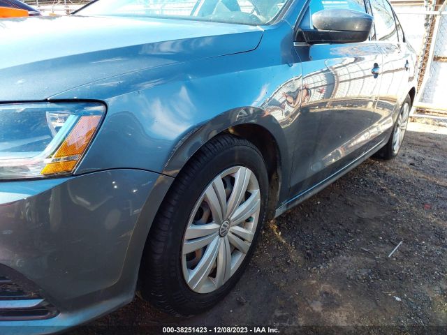 Photo 5 VIN: 3VW2B7AJ2HM301734 - VOLKSWAGEN JETTA 