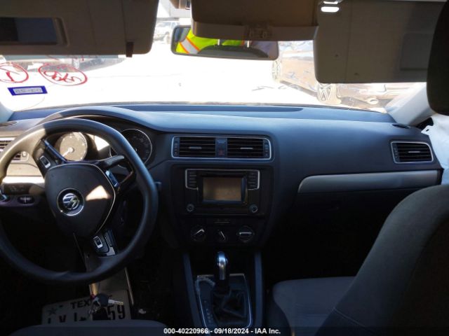 Photo 4 VIN: 3VW2B7AJ2HM352733 - VOLKSWAGEN JETTA 