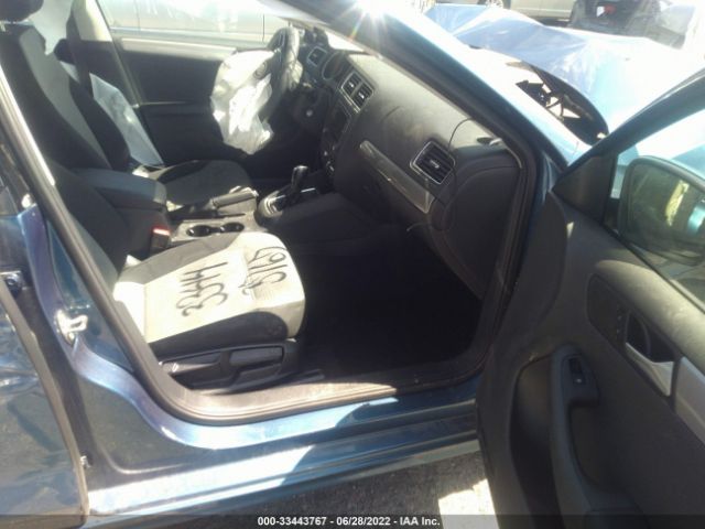 Photo 4 VIN: 3VW2B7AJ2JM218293 - VOLKSWAGEN JETTA 