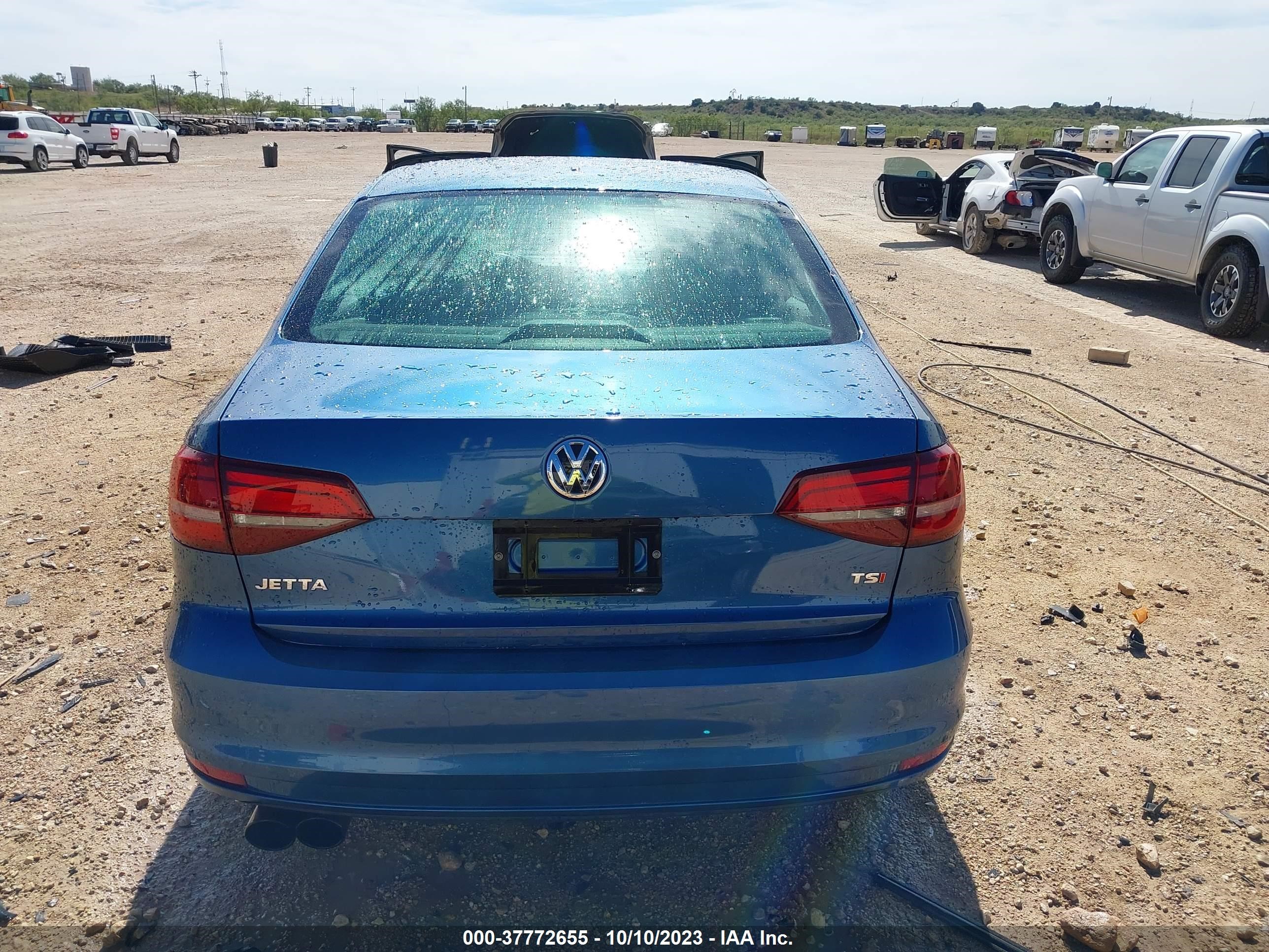 Photo 16 VIN: 3VW2B7AJ3HM203117 - VOLKSWAGEN JETTA 