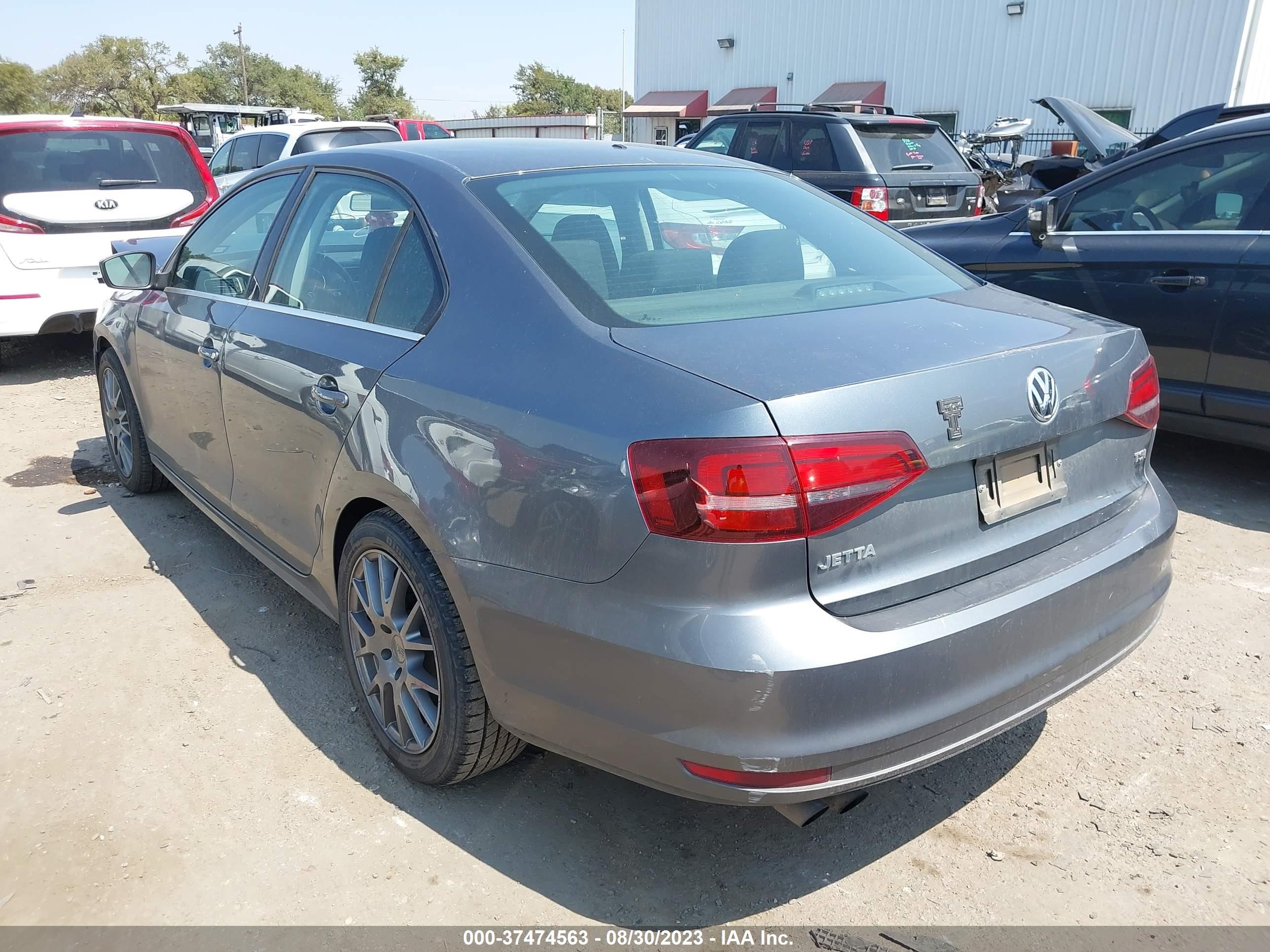 Photo 2 VIN: 3VW2B7AJ3HM391301 - VOLKSWAGEN JETTA 