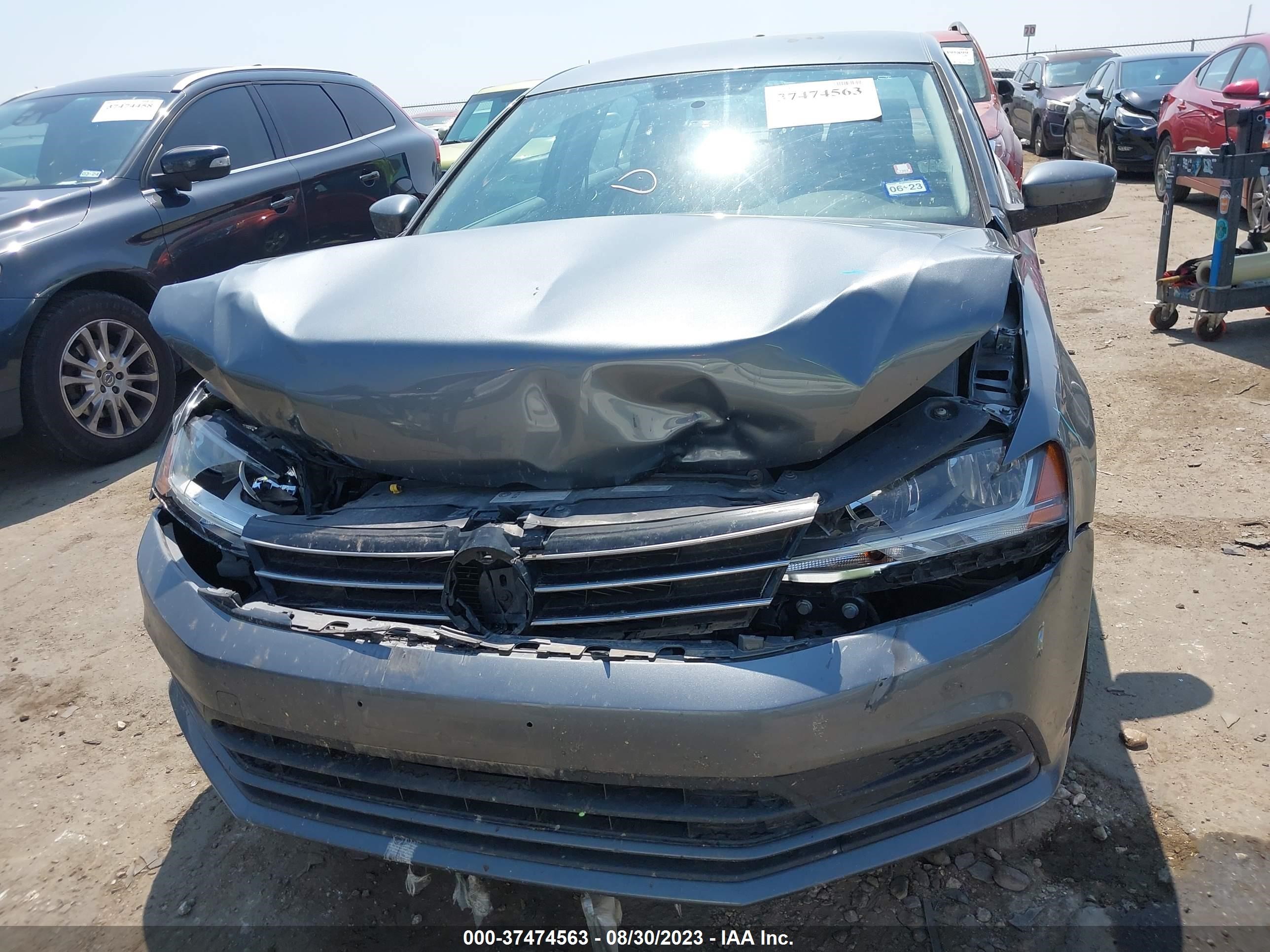 Photo 5 VIN: 3VW2B7AJ3HM391301 - VOLKSWAGEN JETTA 