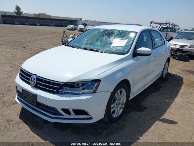 Photo 5 VIN: 3VW2B7AJ3JM210901 - VOLKSWAGEN JETTA 