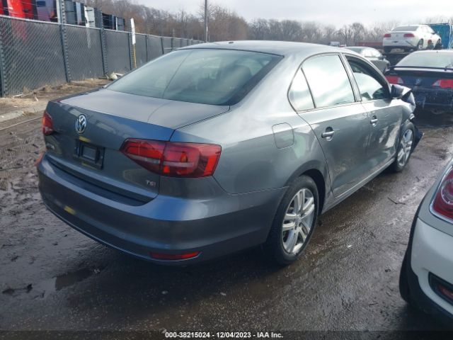 Photo 3 VIN: 3VW2B7AJ3JM249780 - VOLKSWAGEN JETTA 