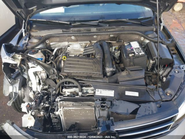 Photo 9 VIN: 3VW2B7AJ3JM249780 - VOLKSWAGEN JETTA 