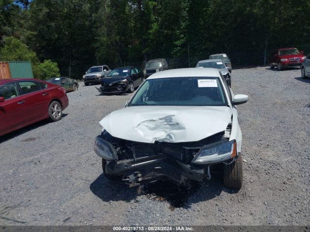 Photo 5 VIN: 3VW2B7AJ4JM225939 - VOLKSWAGEN JETTA 