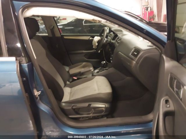 Photo 4 VIN: 3VW2B7AJ6HM404588 - VOLKSWAGEN JETTA 