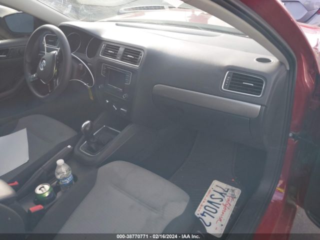 Photo 4 VIN: 3VW2B7AJ6JM255864 - VOLKSWAGEN JETTA 