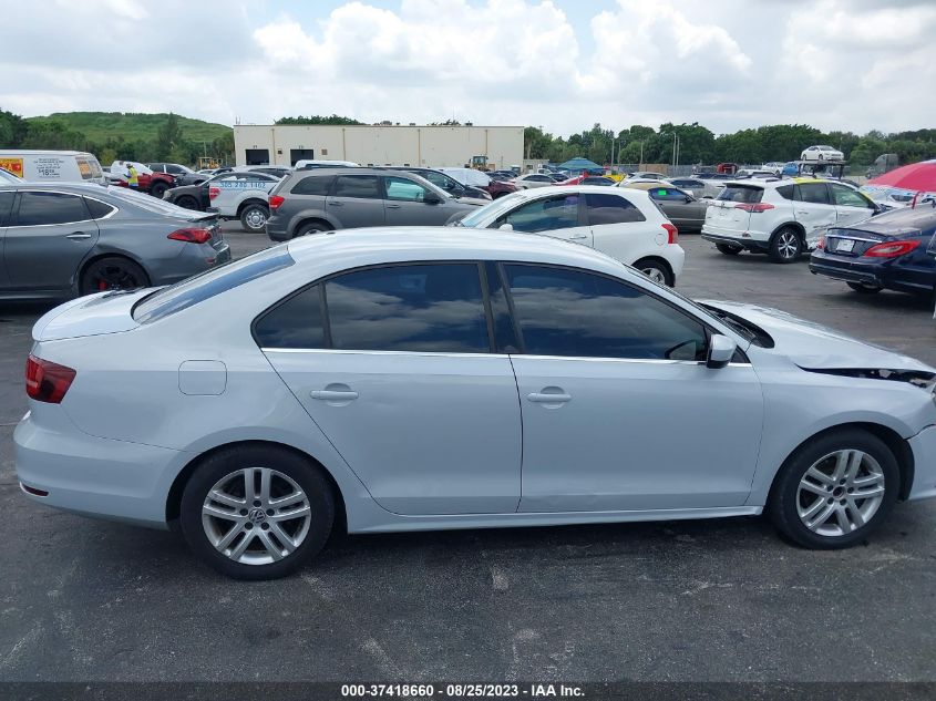 Photo 12 VIN: 3VW2B7AJ7HM316763 - VOLKSWAGEN JETTA 