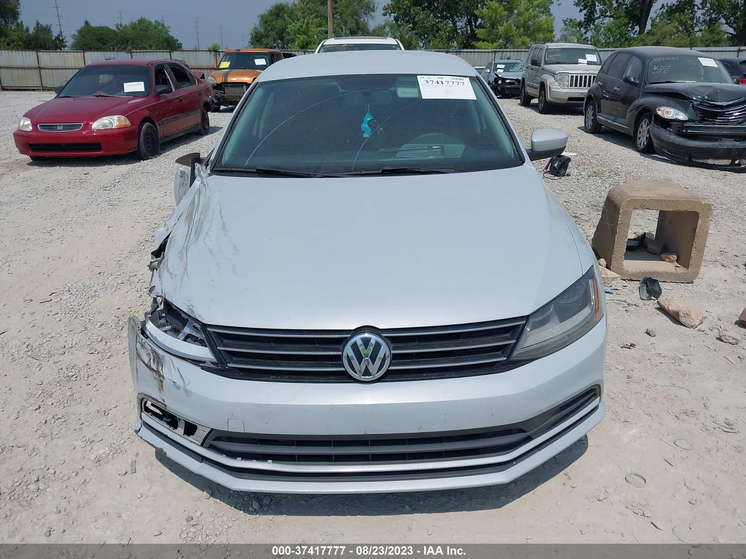 Photo 11 VIN: 3VW2B7AJ7HM330436 - VOLKSWAGEN JETTA 